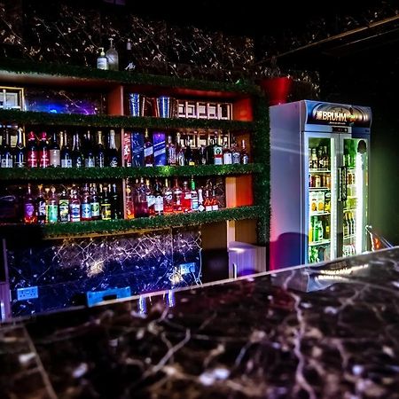 Homey Lodge Кумаси Экстерьер фото