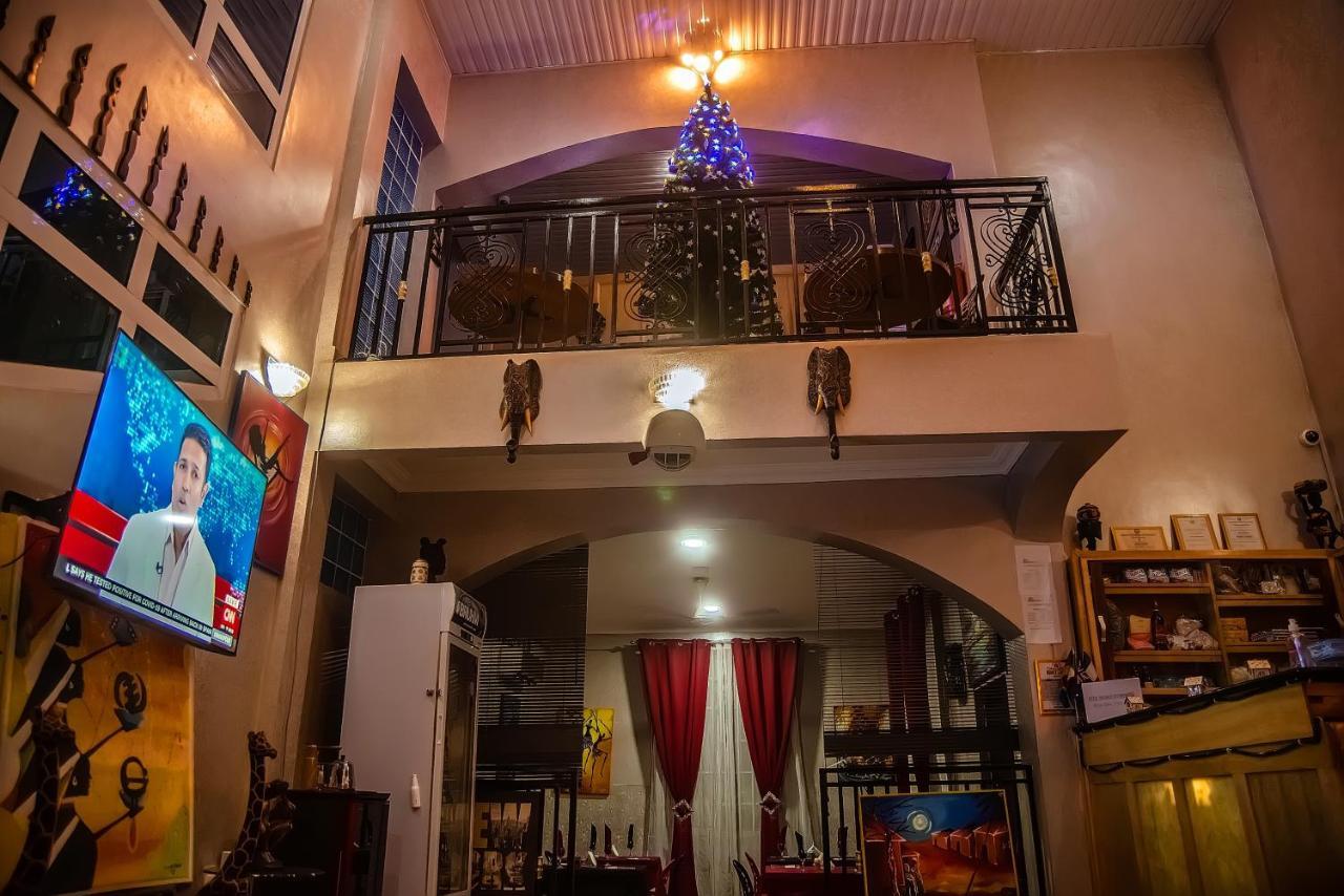 Homey Lodge Кумаси Экстерьер фото