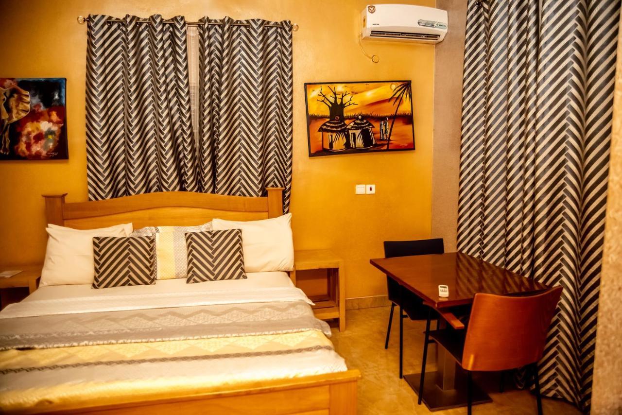 Homey Lodge Кумаси Экстерьер фото
