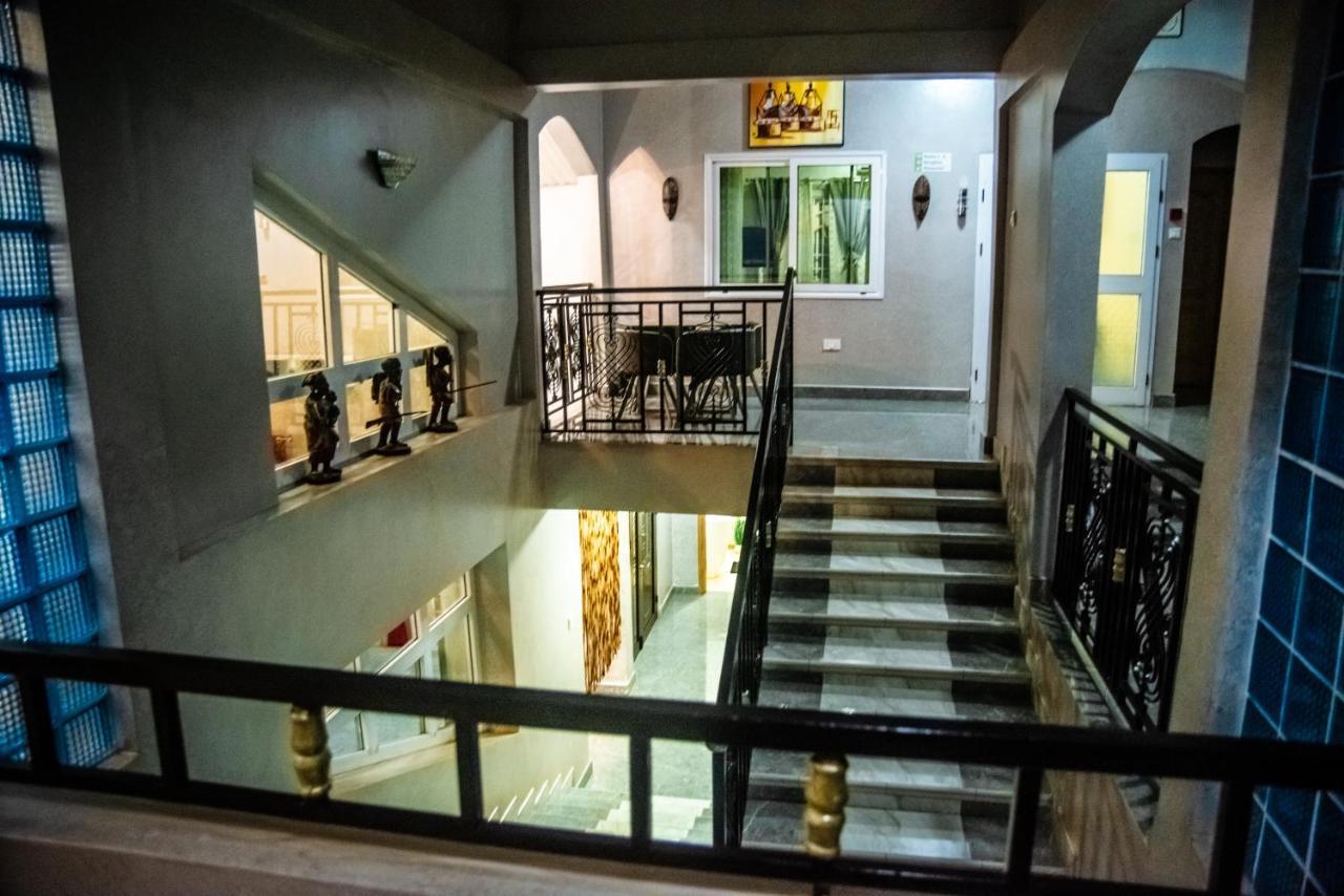 Homey Lodge Кумаси Экстерьер фото