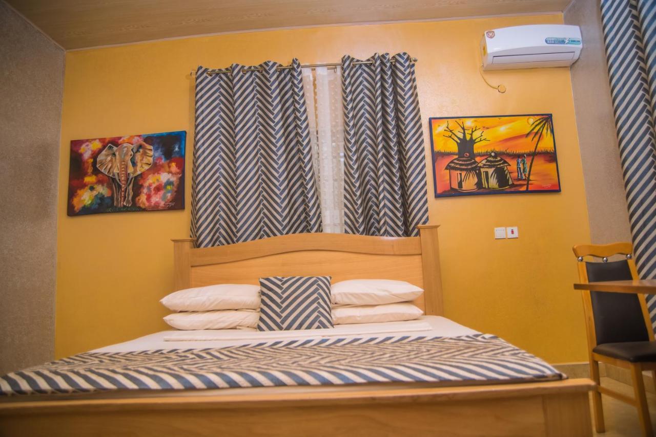 Homey Lodge Кумаси Экстерьер фото